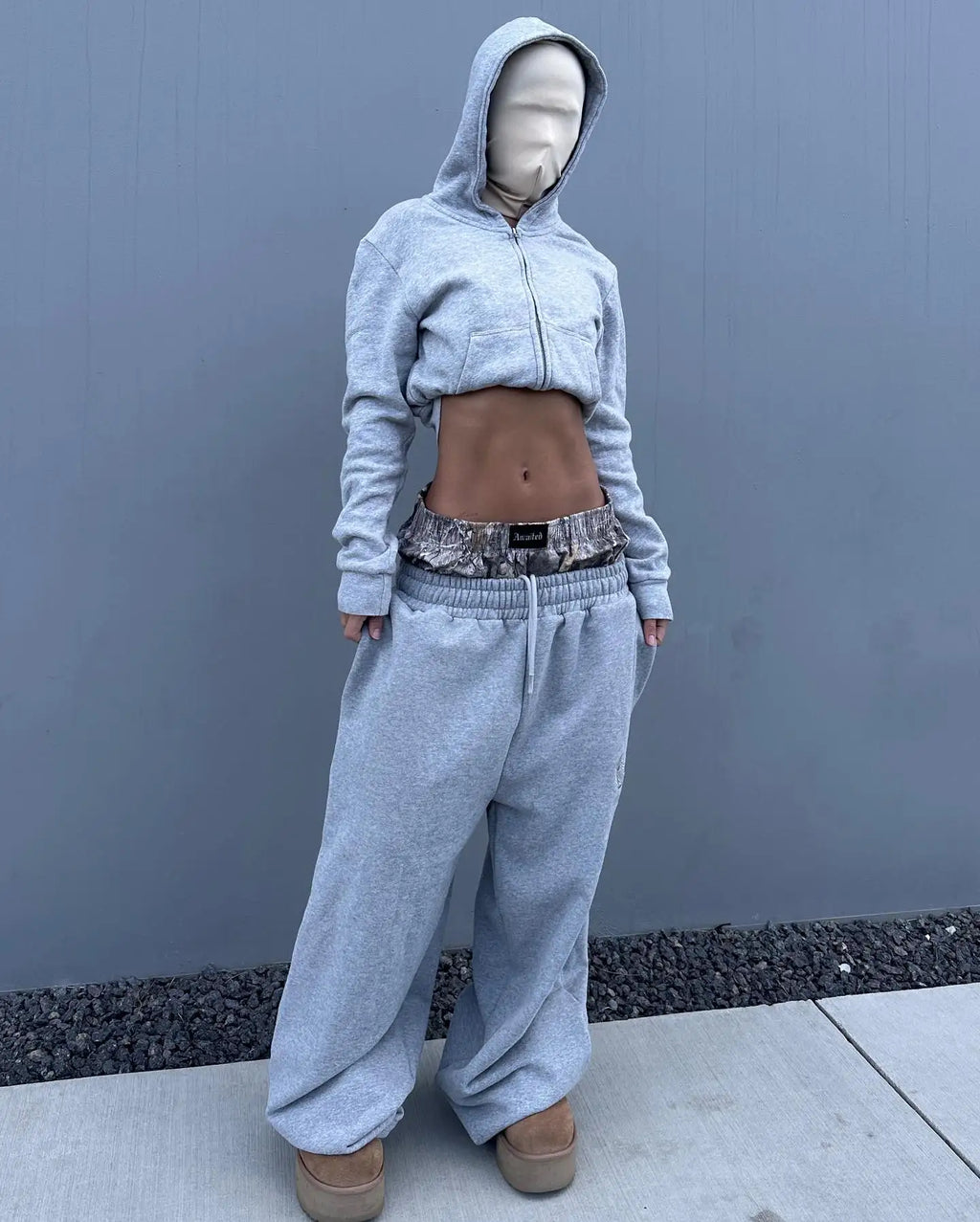 Y2K Retro Sweatpants Double Waisted Embroidered Camouflage Pattern Wide Leg Pants Men Trend Casual Streetwear Unisex Baggy Pants