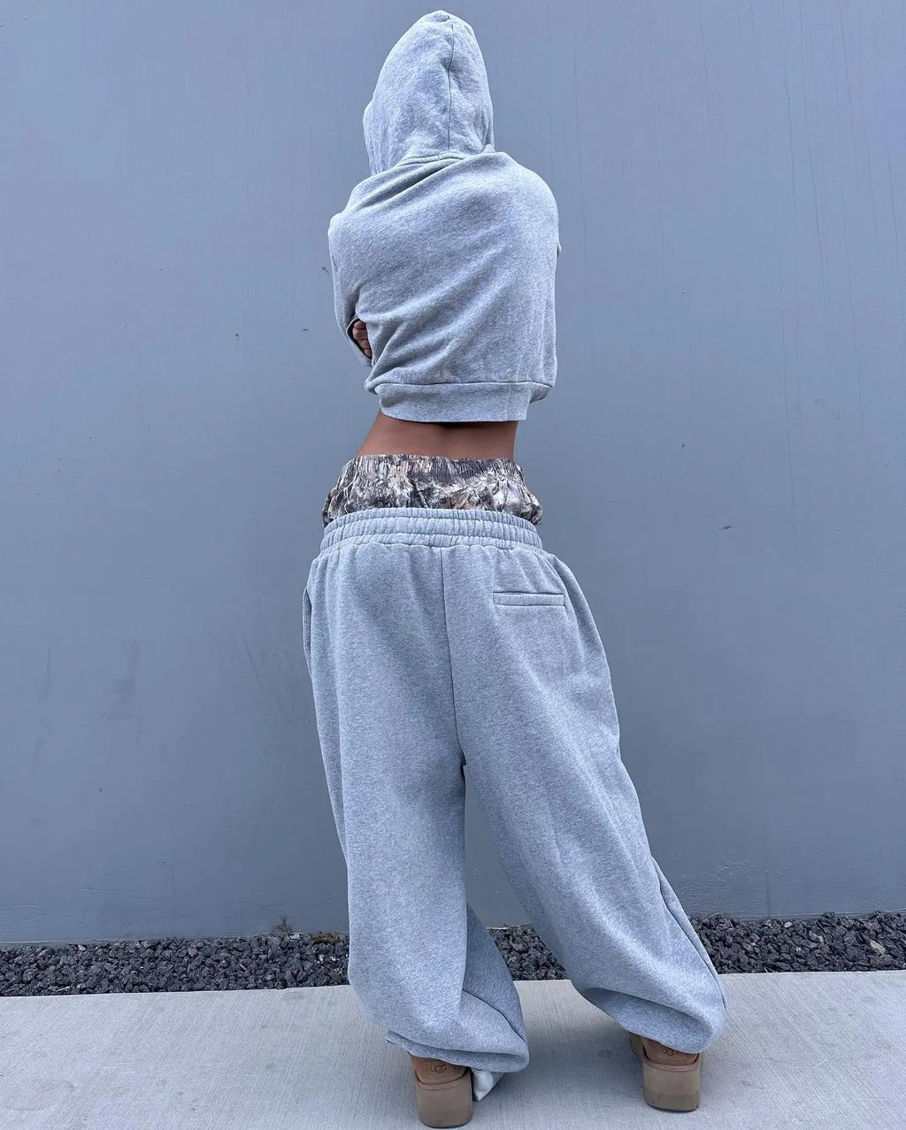 Y2K Retro Sweatpants Double Waisted Embroidered Camouflage Pattern Wide Leg Pants Men Trend Casual Streetwear Unisex Baggy Pants